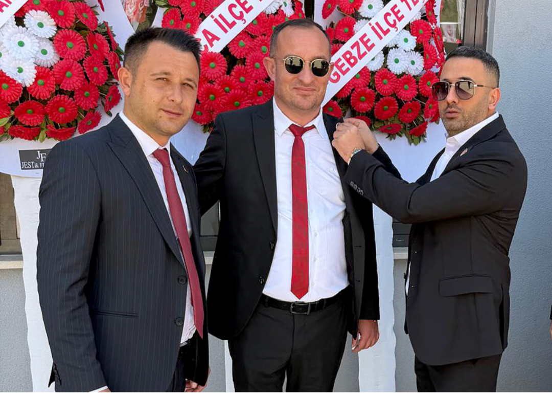 BBP Kocaeli İl Kongresi’nde Kandıralı İsimler Dikkat Çekti