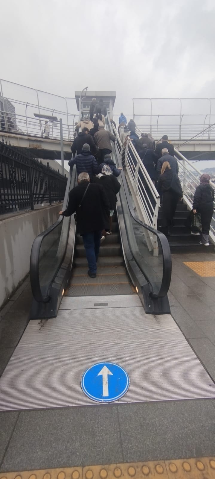 Kocaeli Şehir Hastanesi Tramvay Durağında Bitmeyen Arıza: Vatandaş Mağdur