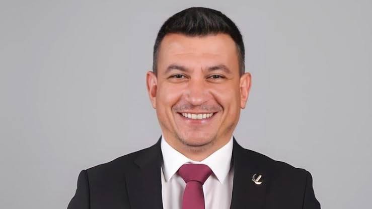 Berat Kansu: Sessiz Değil, Kararlı Bir Yürüyüşün Adı