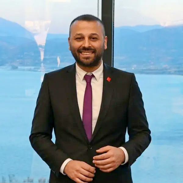  Helallik isteyerek CHP'den istifa etti, Yeni Parti'ye katıldığını açıkladı 