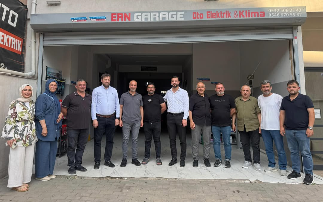AK Parti Derince'den Deniz Mahallesi'nde esnaf ziyareti