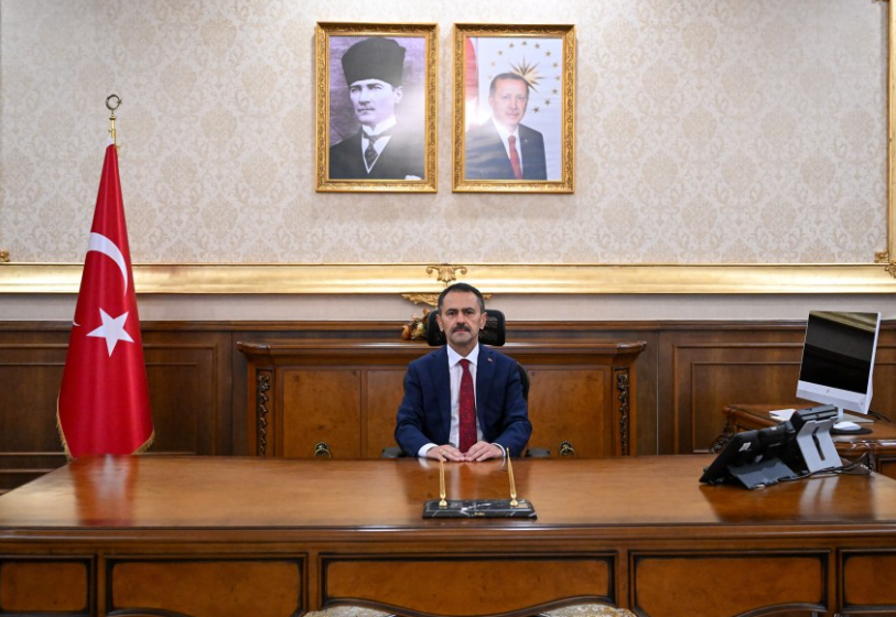 Kocaeli Valisi İlhami Aktaş’tan 23 Nisan mesajı