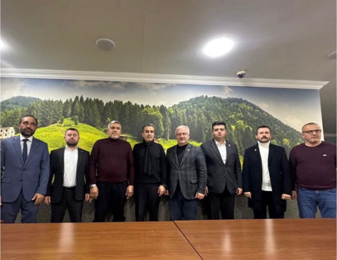 Kandıra’da “Büyük Aile Sofrası” Tartışması: Muhalefet Davet Edilmedi İddiası