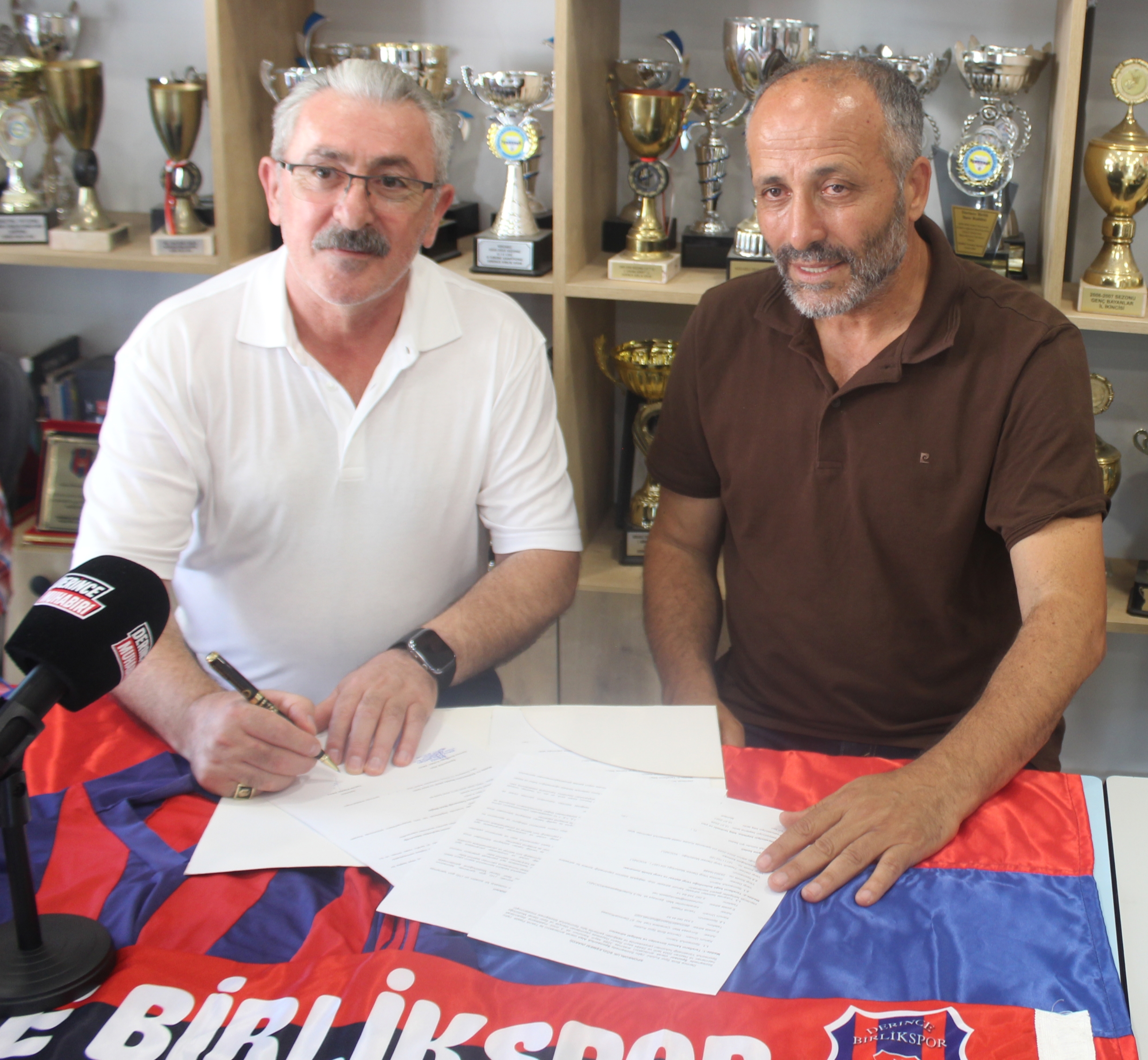 Tekin Uygur, Derince Birlikspor'un yanında olmaya devam edecek